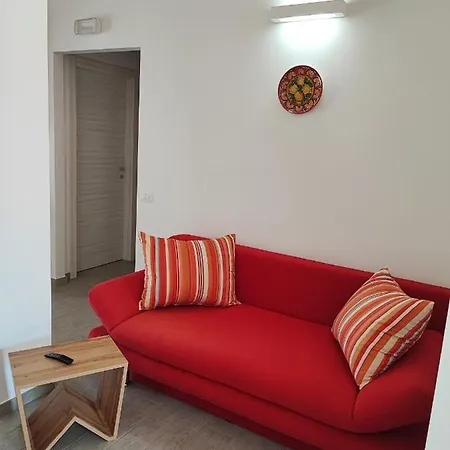 Borgellusa House Luigi Holiday home *