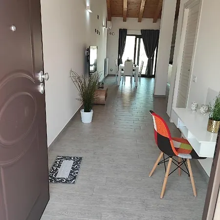 Borgellusa House Luigi 펜션 *