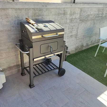 Borgellusa House Luigi 아볼라