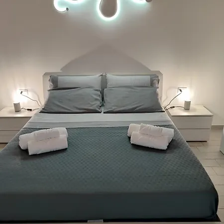 Borgellusa House Luigi Holiday home Avola