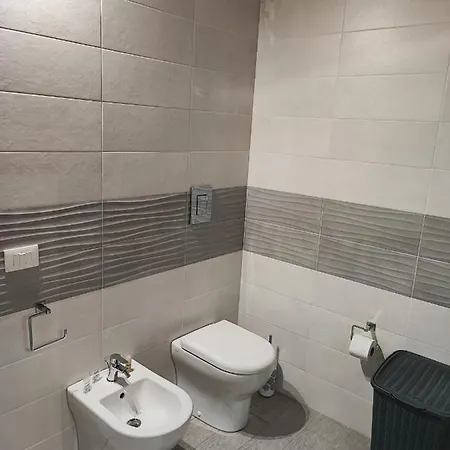 Borgellusa House Luigi 아볼라