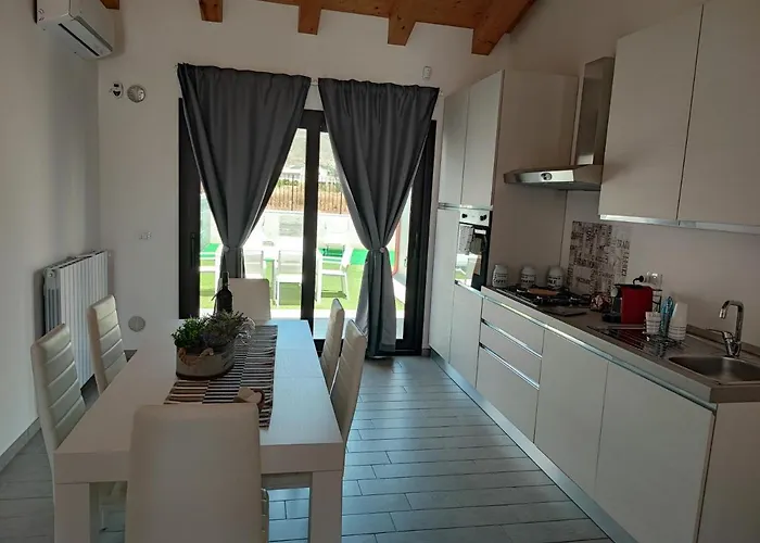 別荘 Borgellusa House Luigi *